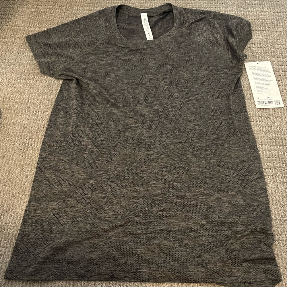 Heather Grey Lululemon shirt